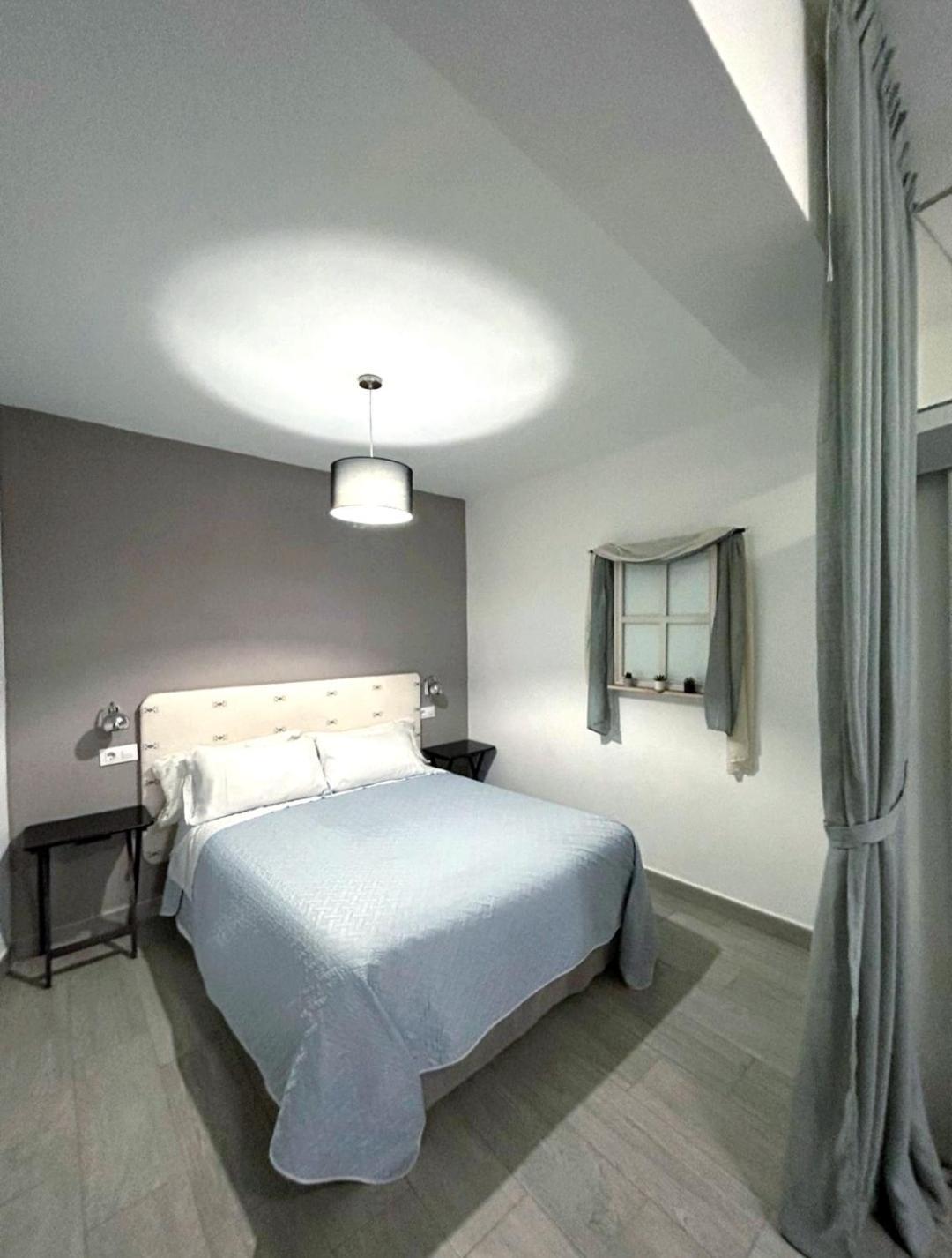Loft Centro Con Parking Gratis Y Azotea Chillout Gratis! Apartment Talavera de la Reina Bagian luar foto